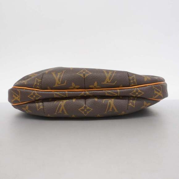 LOUIS VUITTON Authentic Brown Monogram Shoulder Bag - Picture 3 of 12